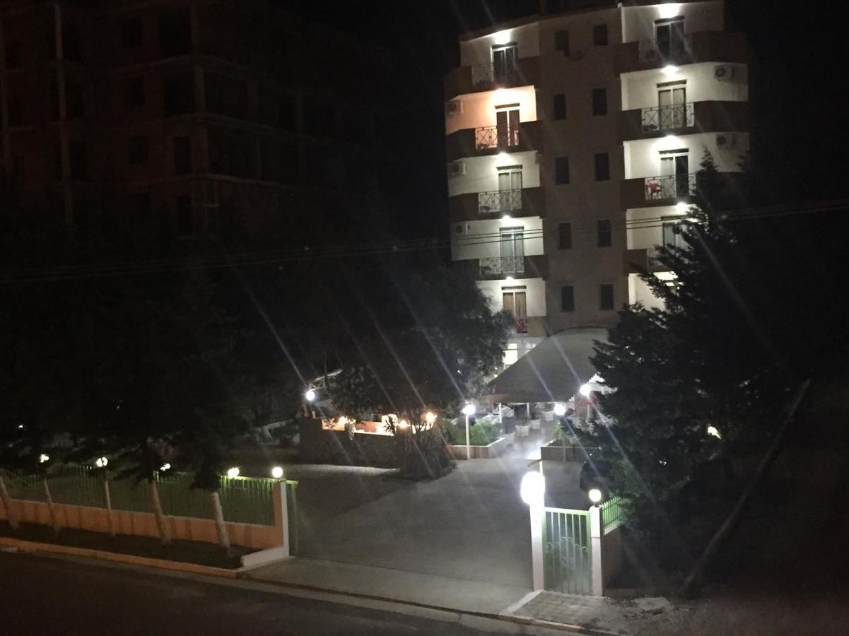 Hotel Blendi Durrës Extérieur photo